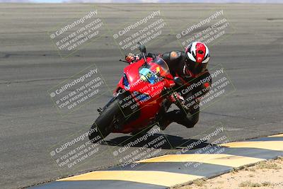 media/May-14-2022-SoCal Trackdays (Sat) [[7b6169074d]]/Bowl (1120am)/